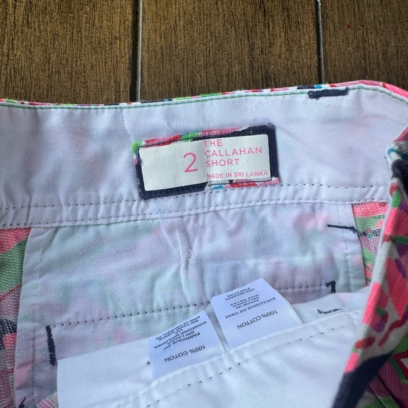Lilly Pulitzer Shorts “The Callahan” - Picture 2 of 3